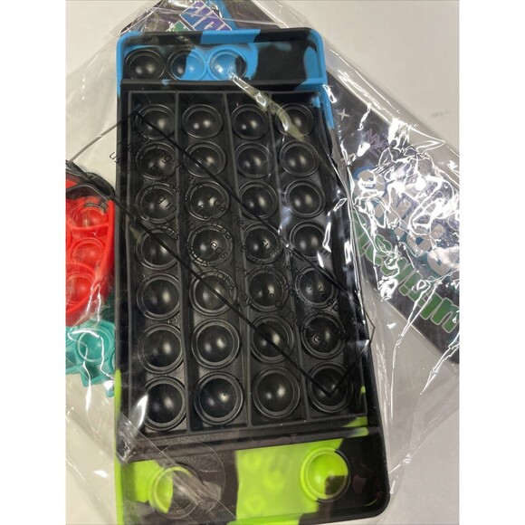 Jenn Z Ultimate Popping Collection Gamer Edition - Picture 4 of 6